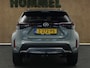 Toyota Yaris Cross 1.5 Hybrid 130 Launch Edition - ORIGINEEL NEDERLANDSE AUTO - TREKHAAK TREKGEWICHT 750 KG - ELEKTRISCHE ACHTERKLEP - AFKOMSTIG VAN 1E EIGENAAR - CAMERA - NAVIGATIE - HEAD UP DISPLAY - PARKEERSENSOREN VOOR/ ACHTER - STUUR EN STOEL VERWARMING