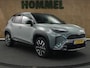 Toyota Yaris Cross 1.5 Hybrid 130 Launch Edition - ORIGINEEL NEDERLANDSE AUTO - TREKHAAK TREKGEWICHT 750 KG - ELEKTRISCHE ACHTERKLEP - AFKOMSTIG VAN 1E EIGENAAR - CAMERA - NAVIGATIE - HEAD UP DISPLAY - PARKEERSENSOREN VOOR/ ACHTER - STUUR EN STOEL VERWARMING