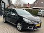 Peugeot 2008 1.2 VTi Allure Pack Premium Plus Panorama Navi Park.Sens NAP NL-Auto Dealeronderhouden!