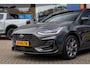 Ford Focus 1.0 EcoBoost Hybrid ST Line | Trekhaak | Stoel/stuur/voorruit verwarming | Camera | Apple Carplay/Android Auto | Navigatie | Achteruitrijcamera | Apple Carplay/Android Auto|telefoonintegratie premium | Navigatiesysteem full map