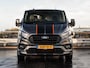 Ford Transit Custom 2.0 TDCI 185 PK L1H1 Sport 3p. Bi-Xenon Camera Navigatie Stoelverwarming Voorruitverwarming Apple CarPlay/Android Auto DAB 18" Trekhaak