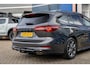 Ford Focus Wagon 1.0 EcoBoost Hybrid ST Line | Trekhaak | Stoel/stuur/voorruit verwarming | Cruise adaptief | Dodehoek detectie | Camera | Apple Carplay/Android Auto | Achteruitrijcamera | Apple Carplay/Android Auto|telefoonintegratie premium | Cruise control adaptief met Stop&Go en stuurhulp
