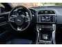 Jaguar XE 2.0 Portfolio Aut.| R-Sport | Panorama | Stoelverwarming | Nette staat | Elek. Kofferklep | Dealeronderhouden | NL. Auto
