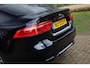 Jaguar XE 2.0 Portfolio Aut.| R-Sport | Panorama | Stoelverwarming | Nette staat | Elek. Kofferklep | Dealeronderhouden | NL. Auto