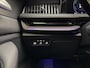 Skoda Superb Combi 1.5 TSI PHEV Laurin & Klement -Massagestoel -Trekhaak -HeadUp -Cruise Control Adaptief -Stoelventilatie -Verwarmd Stuur -Surround Camera -Matrix LED