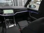 Volkswagen Touareg 3.0TSI eHybrid 462pk 4Motion R-Line Pano DynAudio Lucht Softclose Tr.haak VOL!