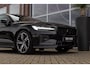 Volvo V60 2.0 T6 Recharge AWD R-Design | 1e eigenaar | NL auto | Dakraam | Harman-Kardon | 19 inch | Camera | DAB | Trekhaak | Sportstoelen | Navi | Bluetooth | 253 pk | Automaat | β‘οΈ |