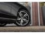 Volvo V60 2.0 T6 Recharge AWD R-Design | 1e eigenaar | NL auto | Dakraam | Harman-Kardon | 19 inch | Camera | DAB | Trekhaak | Sportstoelen | Navi | Bluetooth | 253 pk | Automaat | β‘οΈ |