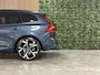 Volvo XC60 T6 AWD Recharge Ultra Black Edition | Full Option! | Luchtvering | Bowers & Wilkins | Trekhaak | Stoelventilatie | 360° Camera | Head-Up Display | Stoelmassage | Adaptieve Cruise Control | Stoelverwarming voor+achter | Stuurwielverwarming | Full LED Meest