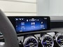 Mercedes-Benz A-klasse 250 e Business Solution AMG | Nightpakket | Panoramaschuifdak | Multibeam LED | Stoelverwarming voor | Smartphone integratie | KEYLESS GO | Extra USB-poorten |