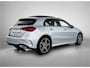 Mercedes-Benz A-klasse 250 e Business Solution AMG | Nightpakket | Panoramaschuifdak | Multibeam LED | Stoelverwarming voor | Smartphone integratie | KEYLESS GO | Extra USB-poorten |