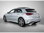 Mercedes-Benz A-klasse 250 e Business Solution AMG | Nightpakket | Panoramaschuifdak | Multibeam LED | Stoelverwarming voor | Smartphone integratie | KEYLESS GO | Extra USB-poorten |