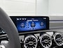 Mercedes-Benz A-klasse 250 e Business Solution AMG | AMG Line Plus pakket | Panoramaschuifdak | Memorypakket | Augmented Reality Navigation | 	Smartphone-integratie | 19 inch AMG velgen | 360° camera | Head-up display |