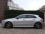 Mercedes-Benz A-klasse 180 Business Solution AMG | Sfeerverlichting | Camera | Stoelverwarming
