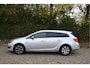 Opel Astra Sports Tourer 1.4 Turbo Blitz,DOOR ONS ZELF ONDERHOUDEN , ZELF NIEUW GELEVERD ,ORGINEEL NEDERLANDSE AUTO, BOEKJES,NAP