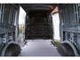 Volkswagen Crafter 2.0 TDI 177PK Automaat L3H3 Comfortline 2x LED | NAVI | Ergo. bestuurdersstoel | Camera | Trekhaak |