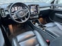 Volvo XC40 1.5 T5 Recharge Inscription | Adaptieve Cruise Control met dodehoek detectie | Elektr. stoelverstelling L+R | Dynamic LED | Donker getint glas | Parkeercamera | Park Assist V+A | Verw. stuurwiel | Harman Kardon | Trekhaak