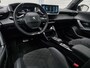Peugeot e-2008 GT Pack EV 50kWh 136pk | SCHUIF/KANTELDAK | CAMERA | NAVI | ALCANTARA/LEDER | ADAPTIVE CRUISE | 18" EVISSA | KEYLESS ENTRY