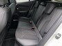 Peugeot e-2008 GT Pack EV 50kWh 136pk | SCHUIF/KANTELDAK | CAMERA | NAVI | ALCANTARA/LEDER | ADAPTIVE CRUISE | 18" EVISSA | KEYLESS ENTRY