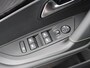 Peugeot 2008 1.2 PureTech 130 GT Elektrisch Verstelbare Bestuurdersstoel met Massage | Alcantara Bekleding | Navigatie | Adaptieve Cruise Control | Camera | LED Koplampen | 17" Lichtmetalen Velgen | verwarmbare Voorstoelen | Apple Carplay/Android Auto |