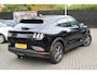 Ford Mustang Mach-E 98kWh Extended Range 294pk RWD Aut, Techology Pack Plus met Panoramadak en 360 graden Camera, Trekhaak