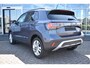 Volkswagen T-Cross Life Edition Inclusief €2000,- inruilvoordeel | 'App-Connect' draadloze smartphone integratie | 4 jaar garantie | Achteruitrijcamera (Rear View)
