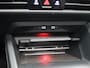 Volkswagen Golf 2.0 TSI GTI 245PK DSG Pano-Schuifdak, Matrix-LED, Head-up Display, Dodehoek Sensor, Achterruitrijcamera, Adaptieve Cruise Control, Stoel-Stuurverwarming, 19" LM Velgen