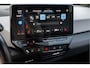 Volkswagen ID.3 First Plus 58 kWh Camera/ Stoel-stuurverwarming/ Full led/ Navigatie/ Carplay/ 19" Lmv