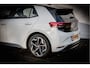 Volkswagen ID.3 First Plus 58 kWh Camera/ Stoel-stuurverwarming/ Full led/ Navigatie/ Carplay/ 19" Lmv