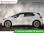 Volkswagen ID.3 First Plus 58 kWh Camera/ Stoel-stuurverwarming/ Full led/ Navigatie/ Carplay/ 19" Lmv