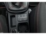 Ford Fiesta 1.0 EcoBoost Hybrid ST-Line X | B&O Sound System | Stoel-en-Stuurverwarming | Voorruitverwarming | Parkeersensoren V+A | Achteruitrijcamera | Keyless Entry | Cruise Control | Automatisch inparkeren