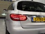 Mercedes-Benz C-klasse Estate 180 AMG Sport Edition I TREKHAAK I PANO I FULL LED I BLIZZ I CRUISE I NAVI I STOELVERW I PARKEERSENS