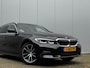 BMW 3-Serie Touring 320i HIGH EXECUTIVE PANORAMADAK LEDER STOELVERWARMING NAP DEALER ONDERHOUDEN ORIG NEDERLANDSE AUTO M SPORT