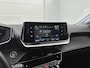 Peugeot e-208 EV Allure Pack 50 kWh 136pk | Navigatie via Apple Carplay / Android Auto | Achteruitrijcamera | 3D Cockpit | Climate Control | Adaptieve Cruise Control | Parkeersensoren | Stoelverwarming | Stof/kunstleder | Keyless | DAB+ radio | Led koplampen | Donker getint glas | 16" lichtmetalen velgen |