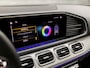 Mercedes-Benz GLE Coupé 350 e 4MATIC AMG 334Pk Automaat (PANORAMADAK, SFEERVERLICHTING, AMG SPORTSTUUR, LEDER/ALCANTARA, TREEPLANKEN, STUUR/STOELVERWARMING, ADAPTIVE CRUISE, APPLE CARPLAY, NIEUWSTAAT)