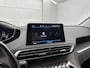 Peugeot 3008 1.2 Allure 130pk Automaat | Navigatie | Climate Control | Cruise Control | Achteruitrijcamera | Parkeersensoren Voor + Achter | LED | Dodehoekdetectie | 18" Lichtmetalen Velgen | Apple Carplay/Android Auto |
