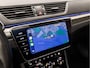 Skoda Superb Combi 1.4 TSI iV Sportline 218Pk Automaat (PANORAMADAK, VIRTUAL COCKPIT, APPLE CARPLAY, LEDER/ALCANTARA, MEMORY SEATS, KEYLESS, 360 CAMERA, ADAPTIVE CRUISE, SFEERVERLICHTING, NIEUWE APK, NIEUWSTAAT)