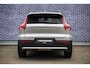 Volvo XC40 B4 Core | Adaptieve Cruise Control | Trekhaak | Standkachel | Keyless | Parkeercamera | Dodehoek Detectie | Donker Getint Glas | Stoel-/Stuurverwarming |