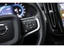 Volvo XC40 2.0 B3 Plus Dark | Adaptive cruise control | 360 camera | Pixel LED koplampen | Stoel- en stuurwielverwarming | Getint glas | Dode hoek detectie BLIS |