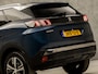 Peugeot 3008 1.2 PureTech Active Sport Automaat (FACELIFT, APPLE CARPLAY, GROOT NAVI, LEDER, STOELVERWARMING, 360 CAMERA, SPORTSTOELEN, KEYLESS, LED KOPLAMPEN, NIEUWSTAAT)