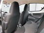 Toyota Aygo 1.0-12V Comfort NETTE AUTO! 4 SEIZOENENBANDEN! AIRCO! AUX!