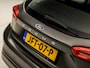 Ford Focus 1.0 EcoBoost Titanium Sport Automaat (APPLE CARPLAY, GROOT NAVI, STUUR/STOELVERWARMING, KEYLESS, LM VELGEN, SPORTSTOELEN, PARKEERSENSOREN, DAB+, LANE ASSIST, NIEUWE APK, NIEUWSTAAT)