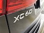 Volvo XC60 T6 Recharge Plus Dark | 19" Allseason | Sportstoelen | Trekhaak | Full LED | Elektrisch verstelbare stoelen | Panoramadak | Adaptieve cruise | BLIS | Stoel/stuur/achterbankverwarming | Parkeercamera