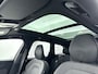 Volvo XC60 T6 Recharge Plus Dark | 19" Allseason | Sportstoelen | Trekhaak | Full LED | Elektrisch verstelbare stoelen | Panoramadak | Adaptieve cruise | BLIS | Stoel/stuur/achterbankverwarming | Parkeercamera