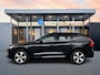 Volvo XC60 T6 Recharge Plus Dark | 19" Allseason | Sportstoelen | Trekhaak | Full LED | Elektrisch verstelbare stoelen | Panoramadak | Adaptieve cruise | BLIS | Stoel/stuur/achterbankverwarming | Parkeercamera