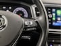 Volkswagen T-Roc 1.0 TSI Sport (APPLE CARPLAY, GROOT NAVI, CLIMATE, CAMERA, LED KOPLAMPEN, SPORTSTOELEN, ADAPTIVE CRUISE, DAB+, NIEUWSTAAT)