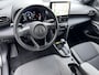 Toyota Yaris Cross 1.5 Hybrid Dynamic Automaat / Fabrieksgarantie tot 04-2028 < 100.000km, tot 10 jaar mogelijk ** / Navigatie (abbo) / Adaptieve CC / Achteruitrijcamera / Apple Carplay Android / 17" LM wielen /