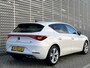 SEAT Leon 1.0 TSI FR Business Intense / Navigatie / App connect / Camera / Parkeersensoren V+A / Dodehoek / **