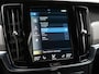 Volvo V90 T8 AWD R-Design Plug In Hybrid 394pk Dealer O.H. PHEV | Adaptive Cruise | 360 Camera | Black Optic | Alcantara Sportstoelen Memory & Verwarmd | Apple Carplay | Keyless | Blis | Virtual | Navigatie | 19"L.M |