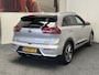Kia Niro 1.6 GDi HYBRID EXECUTIVE LINE AUTOMAAT TREKHAAK NAVIGATIE A RIJ CAMERA STUUR EN STOELVERWARMING LEDER INT APPLE CARPLAY 18 INCH LMV ZEER MOOI !!